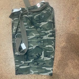 G & M Camo Mens shorts